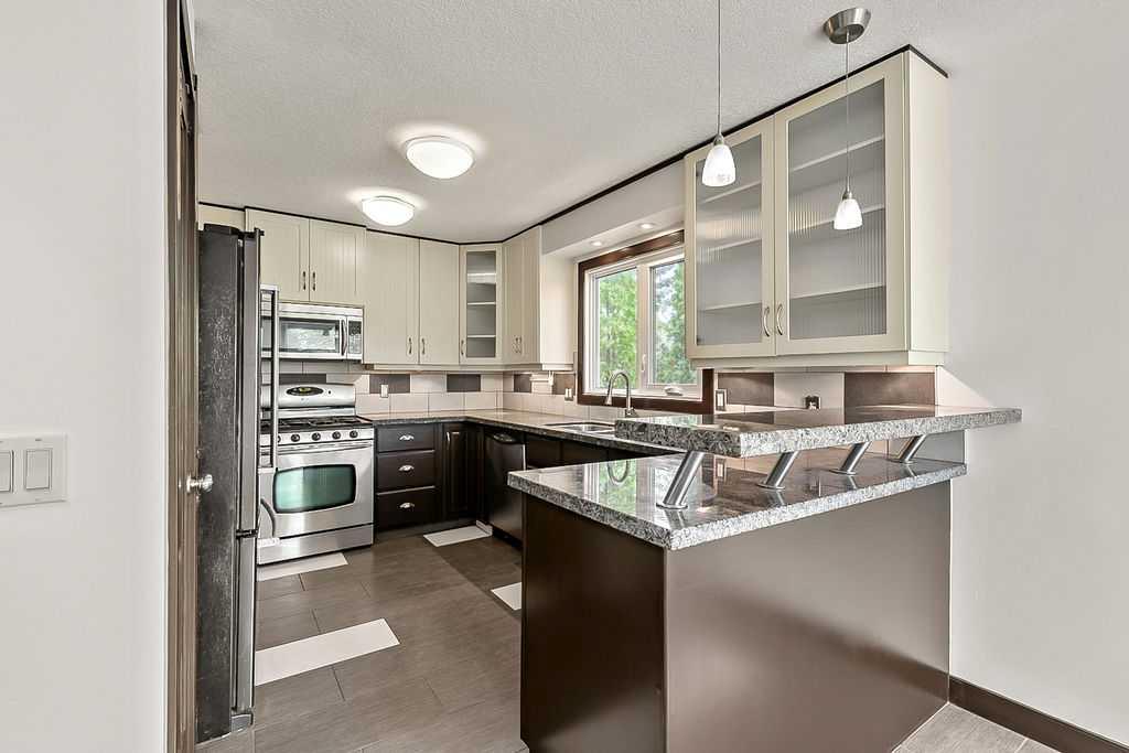 Picture for 200 Bernard Drive NW