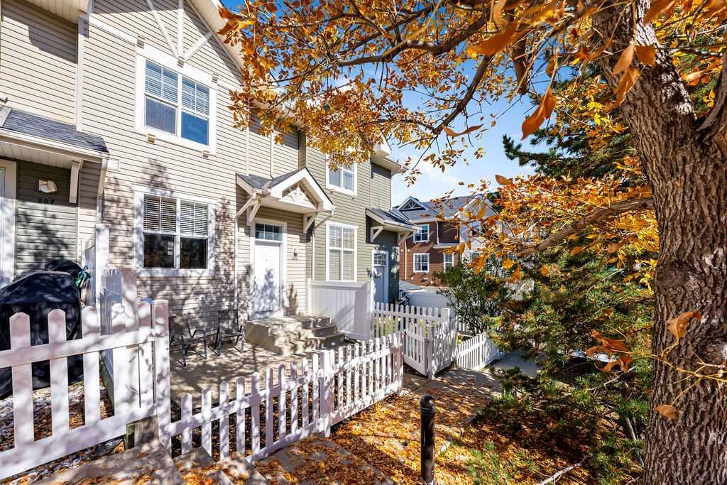 Picture for 205 Toscana Gardens NW