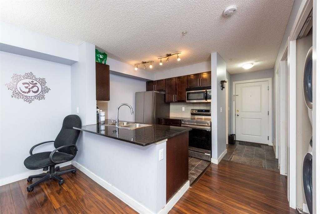 Picture for 2212, 15 Saddlestone Way NE