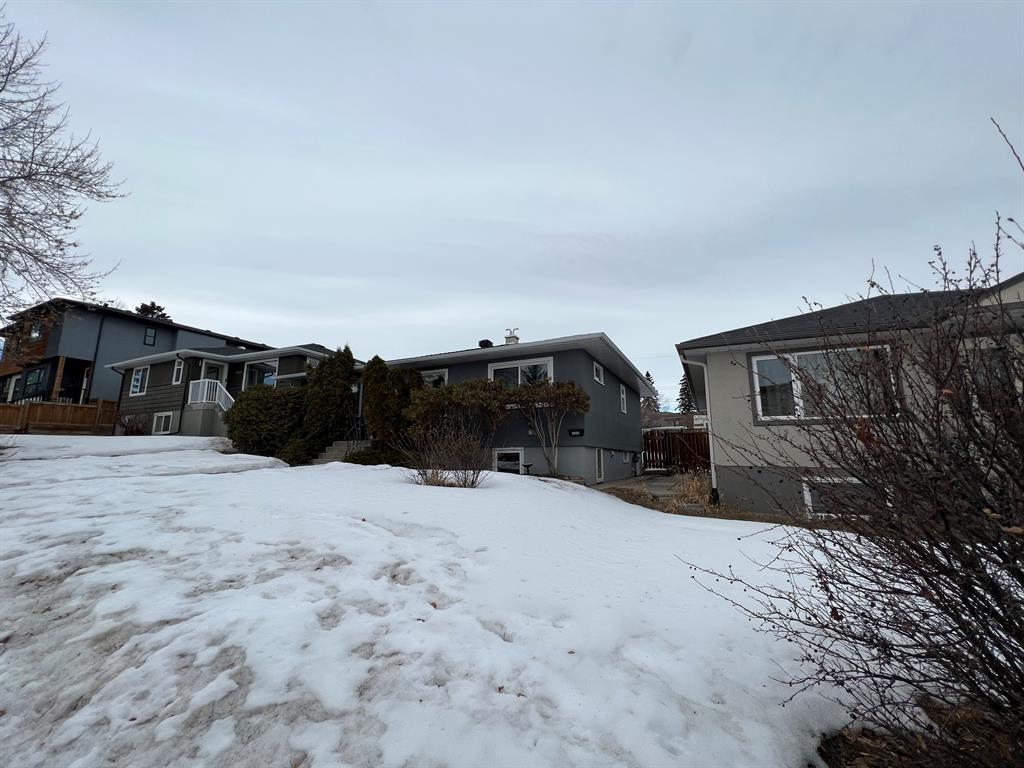 Picture for 1920 to 1948 26 Avenue SW
