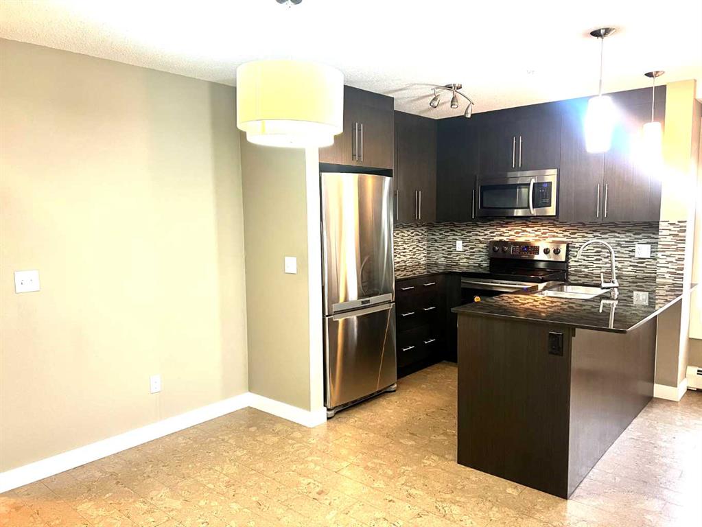 Picture for 4209, 155 Skyview Ranch Way NE