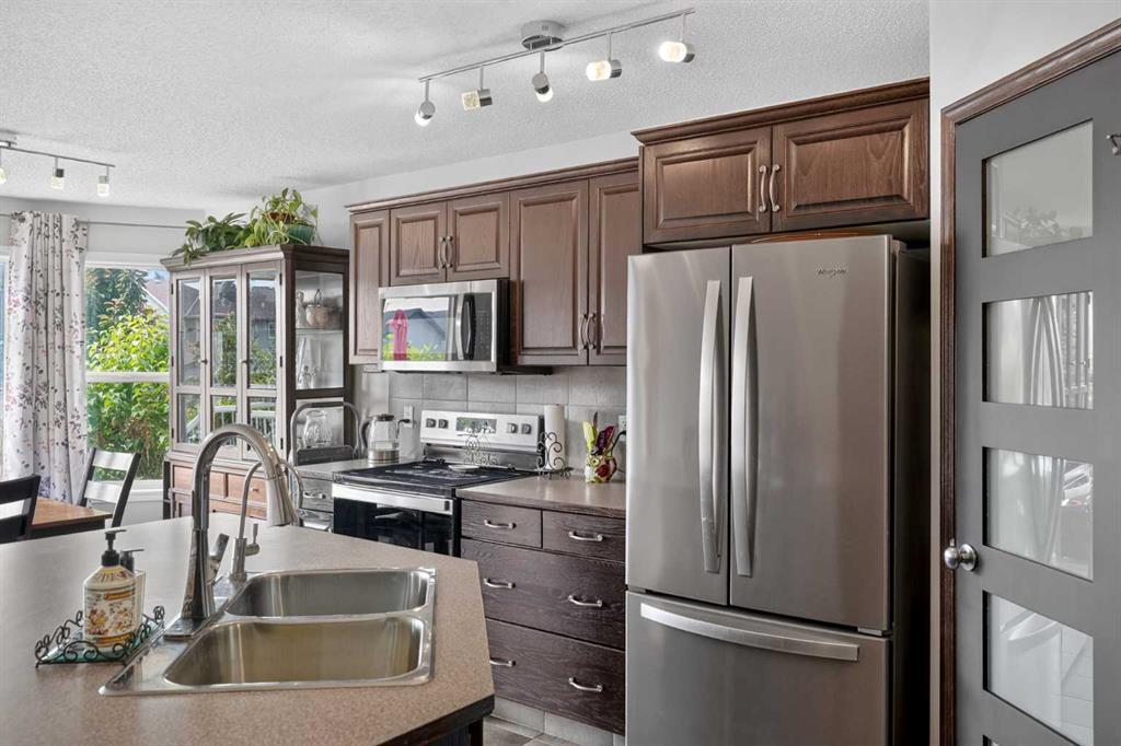 Picture for 123 Silverado Plains Circle SW