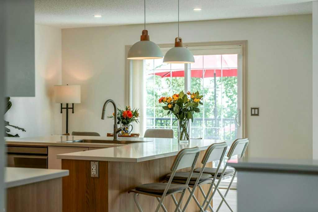 Picture for 131 Westmount Hill 