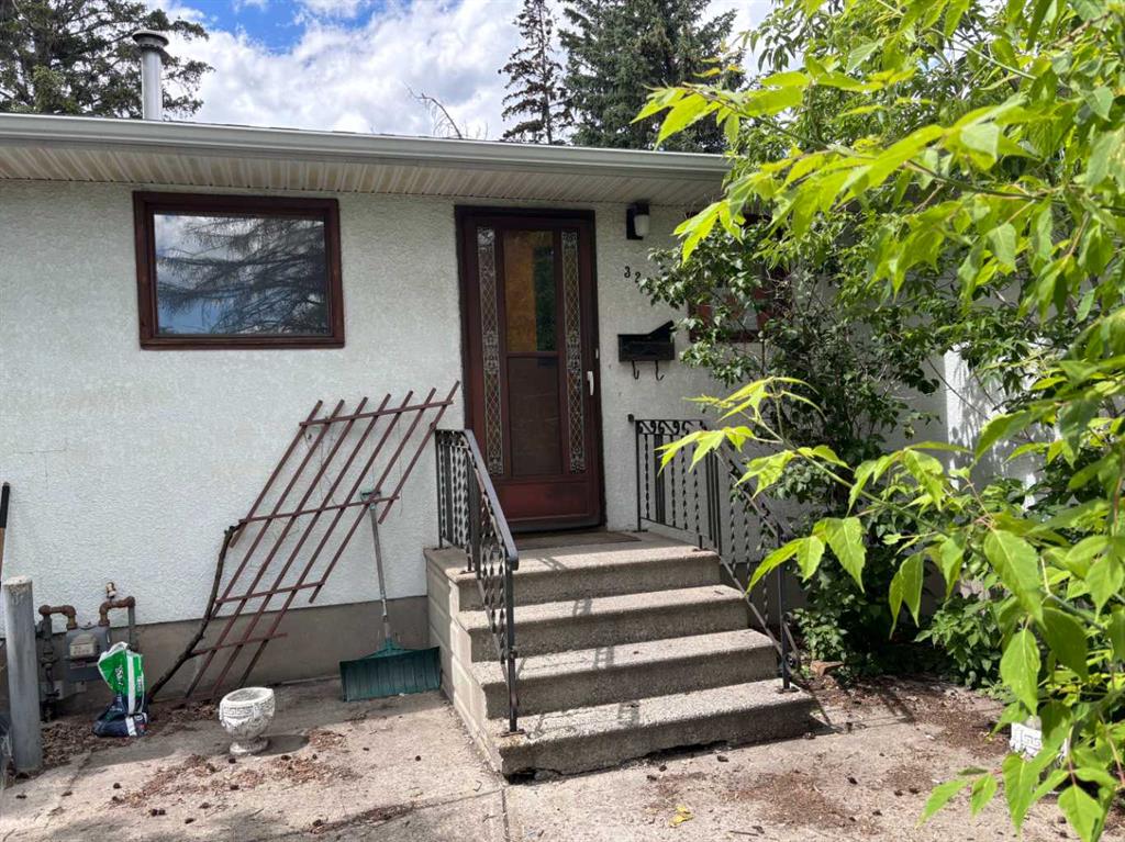 Picture for 3207 Castle Road NW