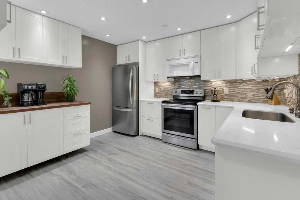 Picture for 20 Midpark Gardens SE