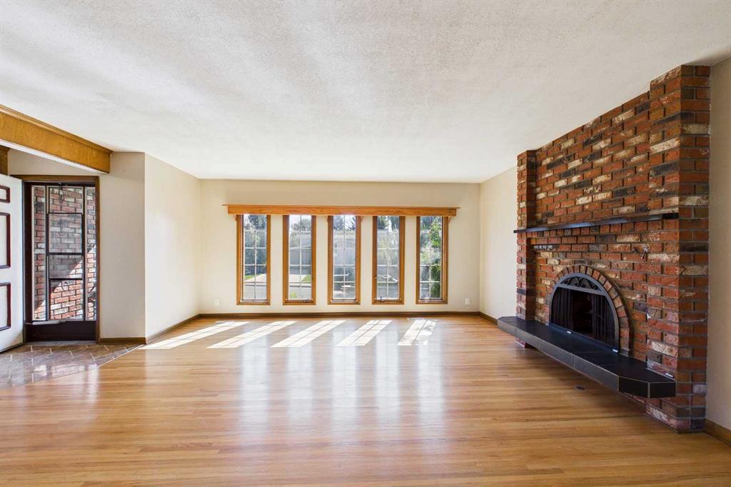 Picture for 5 Chisholm Crescent NW