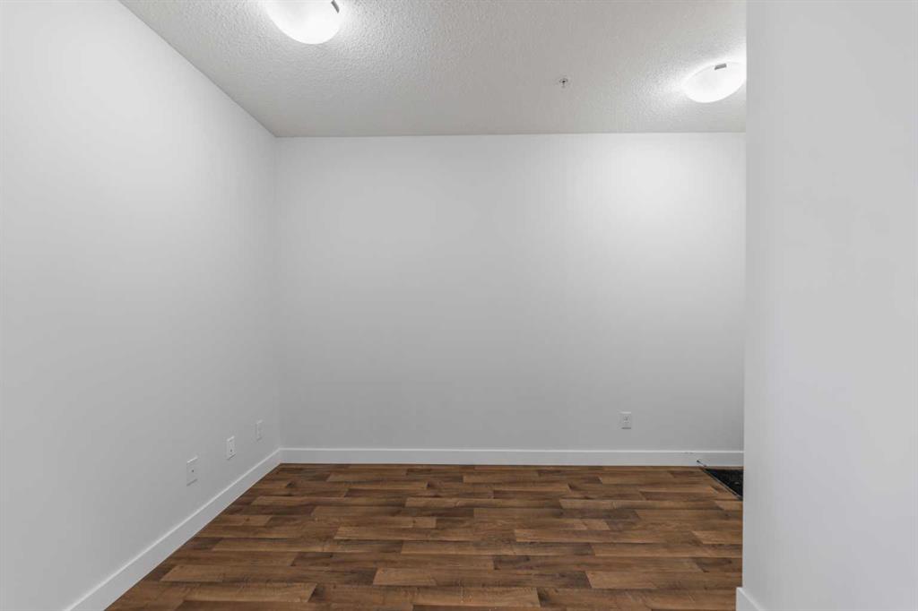 Picture for 224, 195 Kincora Glen Road 