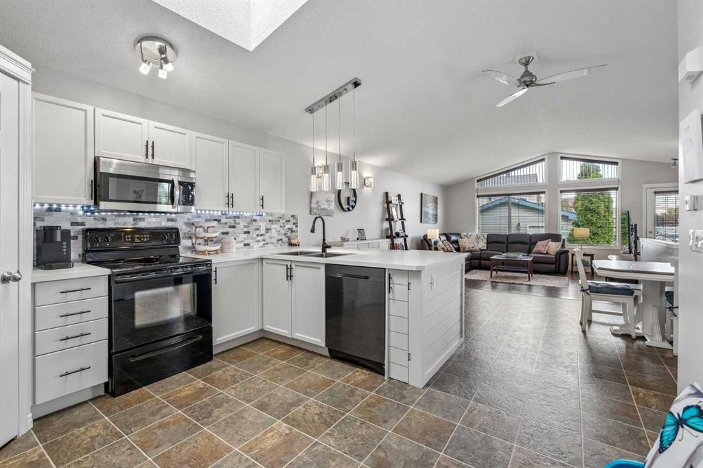 Picture for 2046 New Brighton Gardens SE