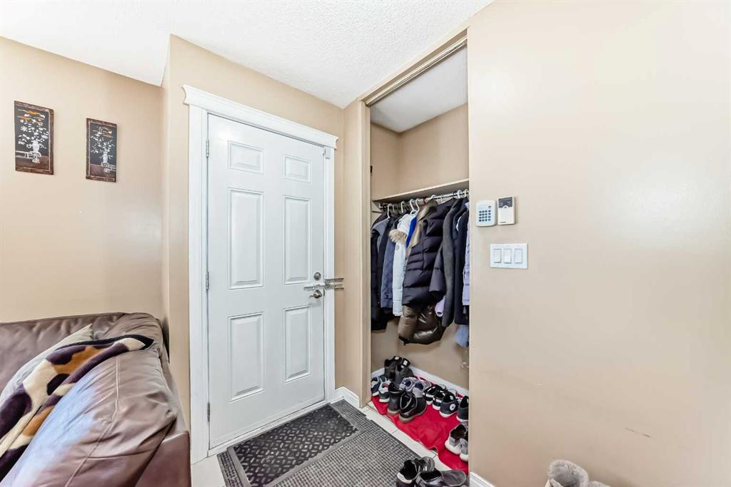 Picture for 659 Maryvale Way NE