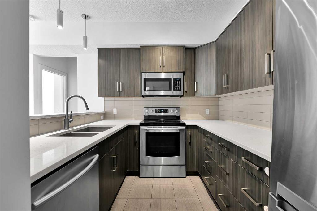 Picture for 107, 611 Edmonton Trail NE