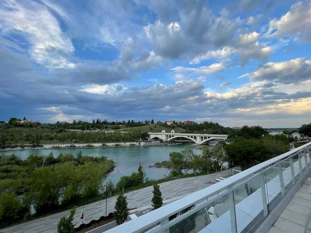 Picture for 501, 128 Waterfront Court SW