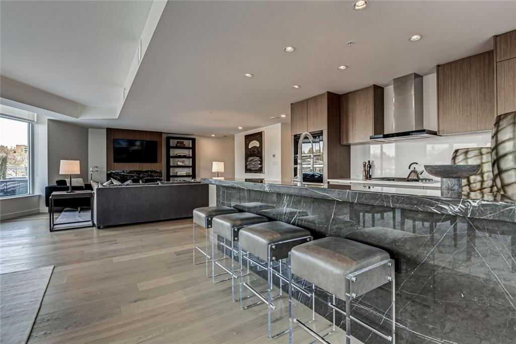 Picture for 501, 128 Waterfront Court SW