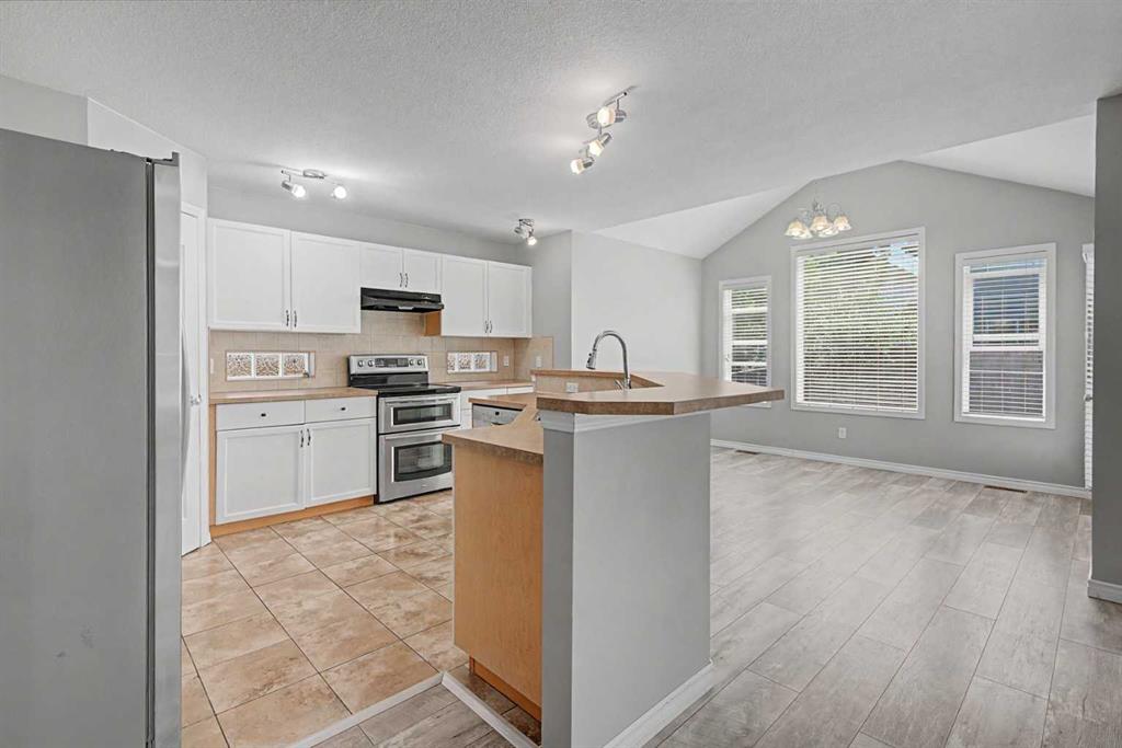Picture for 27 Bridlerange Circle SW