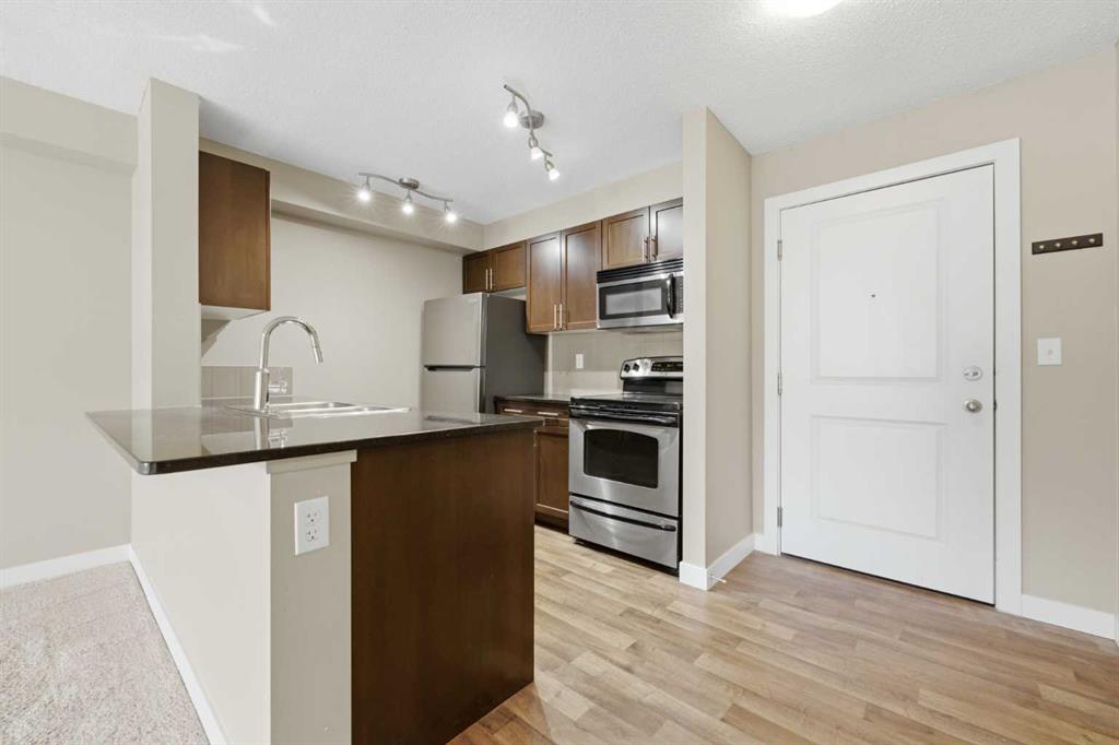 Picture for 1110, 625 Glenbow Drive 