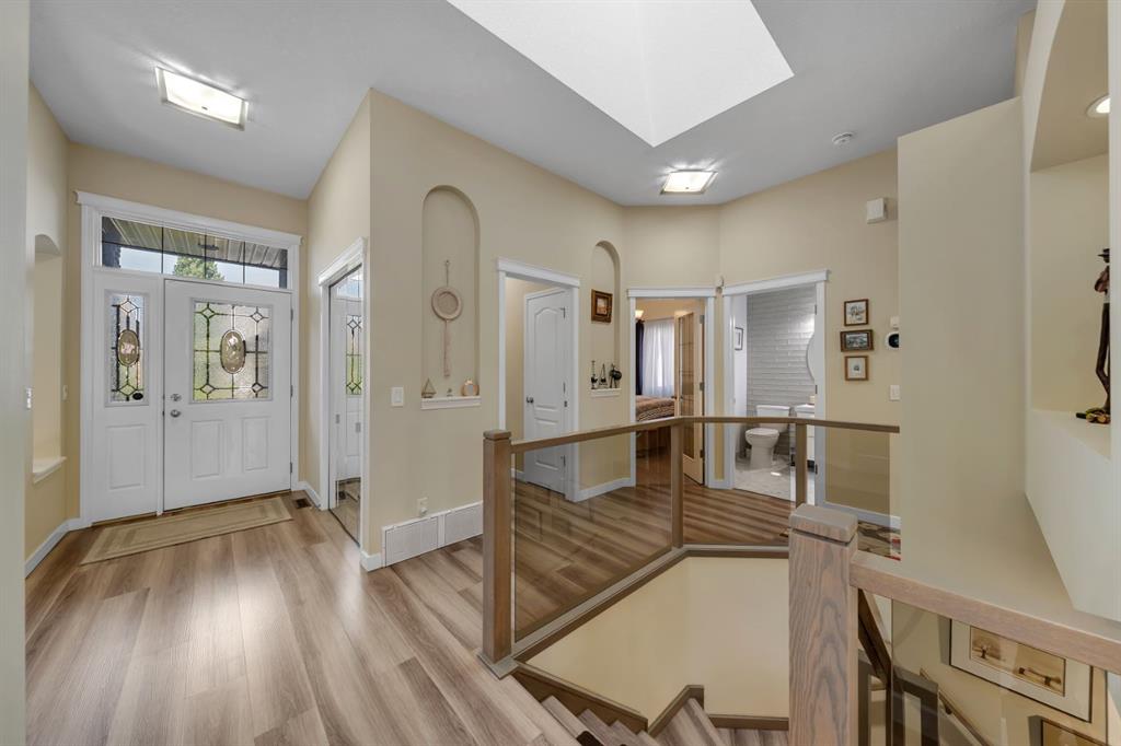 Picture for 41 Evercreek Bluffs Crescent SW
