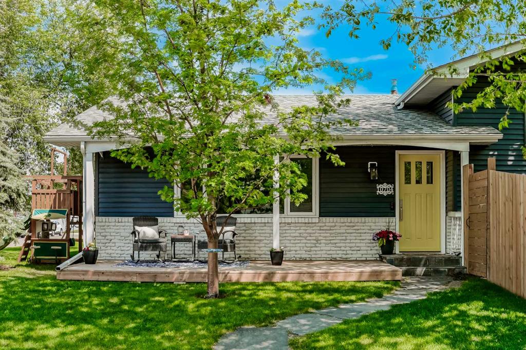 Picture for 10704 Maplecrest Road SE