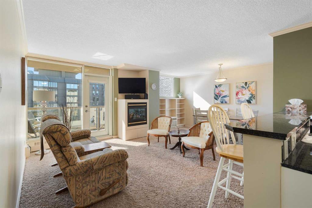 Picture for 704, 4603 Varsity Drive NW