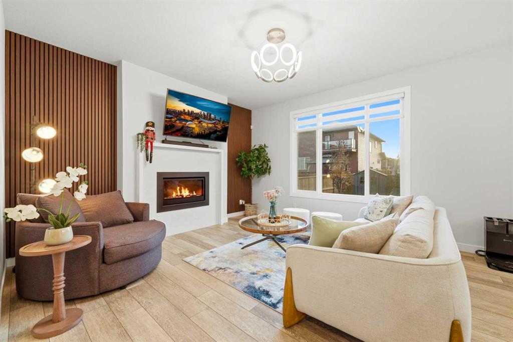 Picture for 251 Creekside Way SW