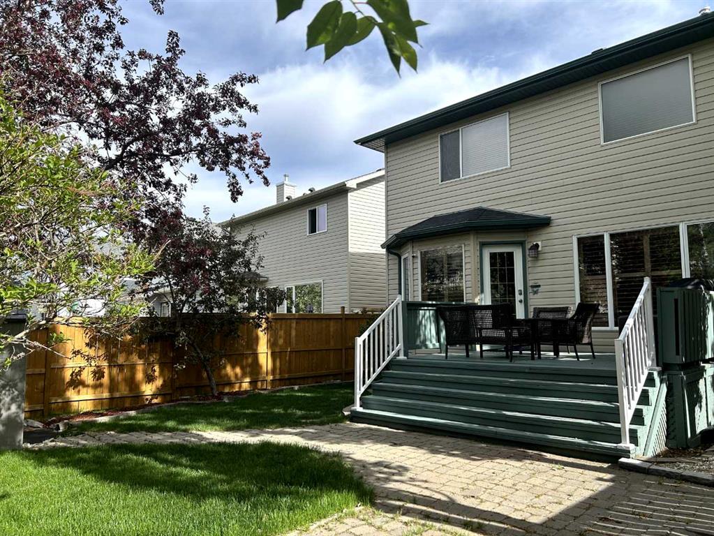 Picture for 182 Harvest Creek Close NE