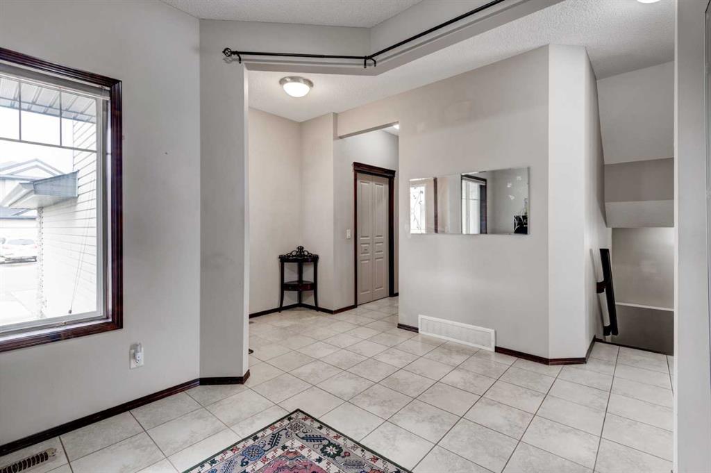 Picture for 42 Everoak Green SW