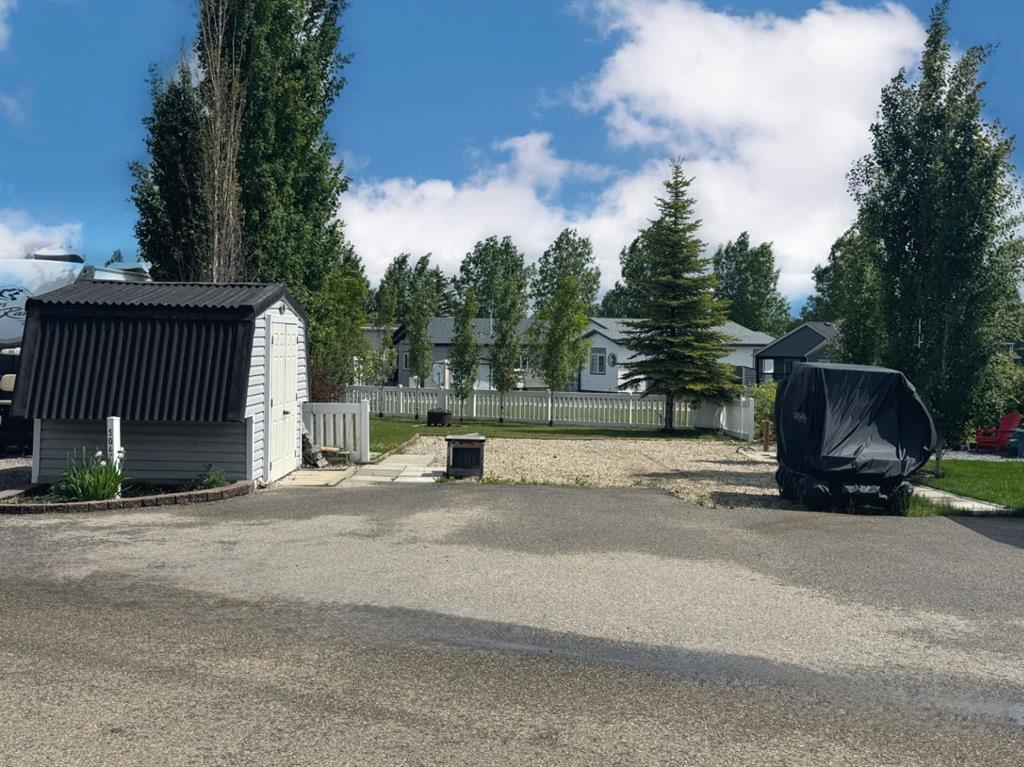 Picture for 5067, 35468 Range Road 30  