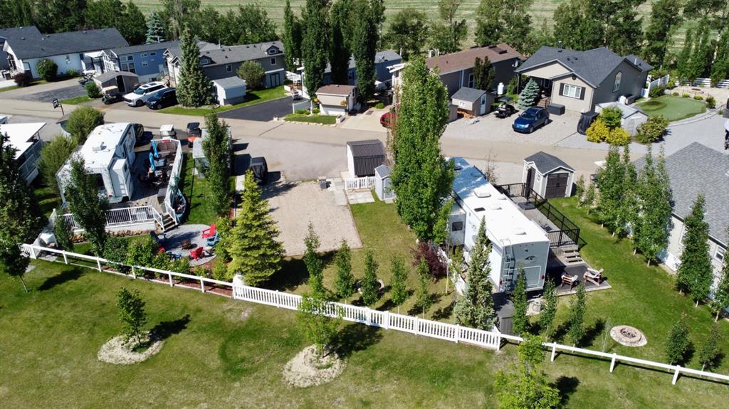 Picture for 5067, 35468 Range Road 30  