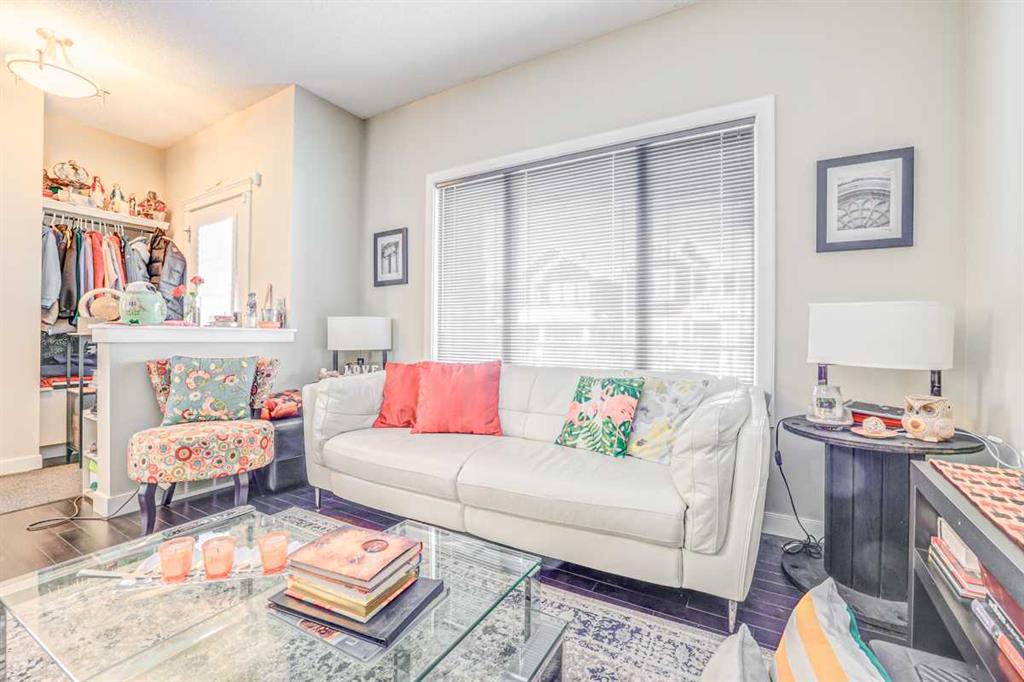 Picture for 29 Redstone Common NE