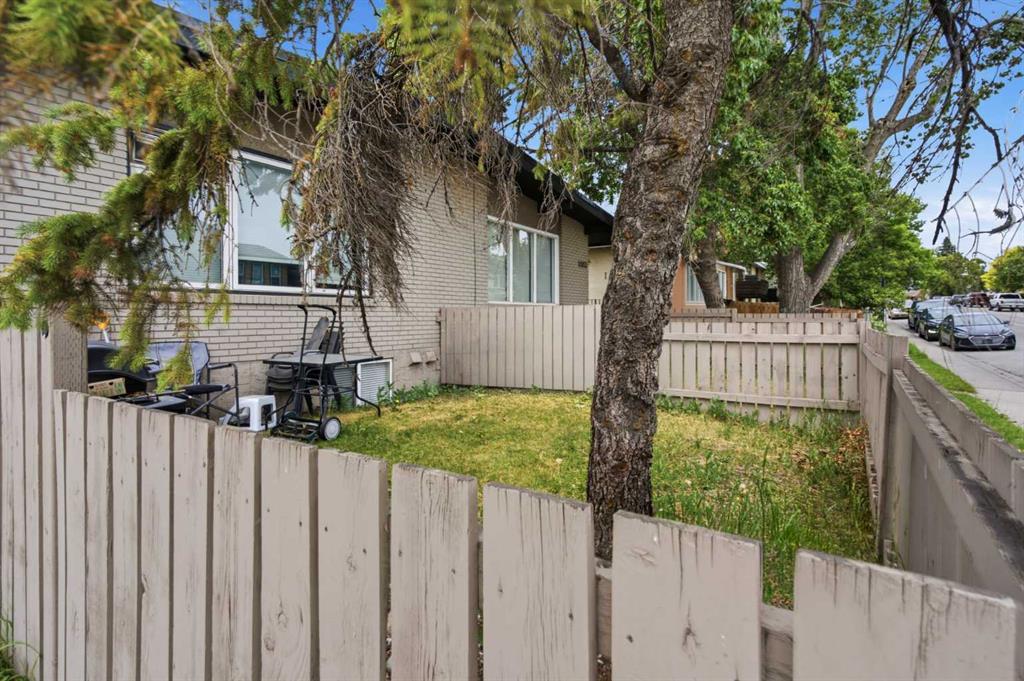 Picture for 1001 McKinnon Drive NE