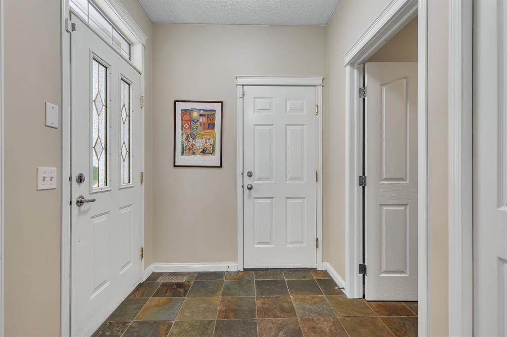 Picture for 6 Discovery Heights SW