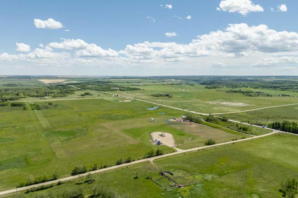 Picture for 270012 Range Road 40  