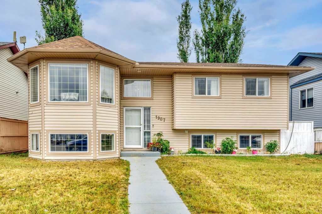 Picture for 1907 Strathcona Terrace 