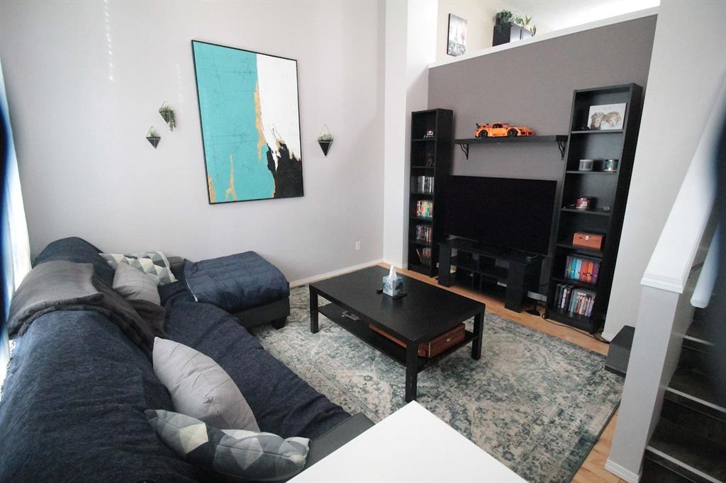 Picture for 53 Tuscany Court NW
