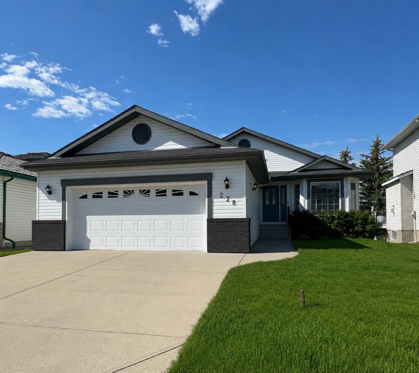 Picture for 228 Woodside Crescent NW