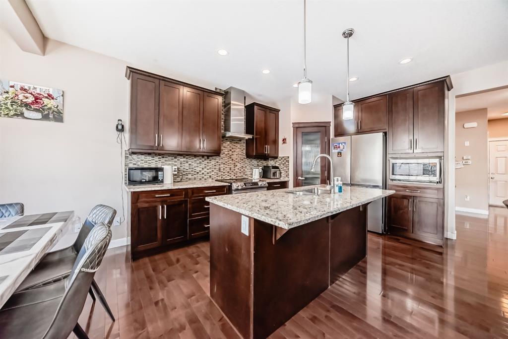 Picture for 40 Saddlelake Gardens NE