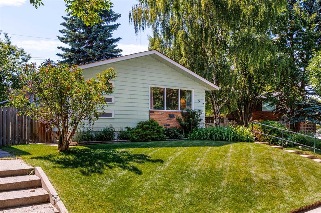 Picture for 5 Fraser Road SE