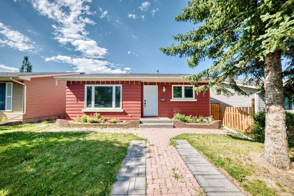 Picture for 32 Macewan Park Link NW