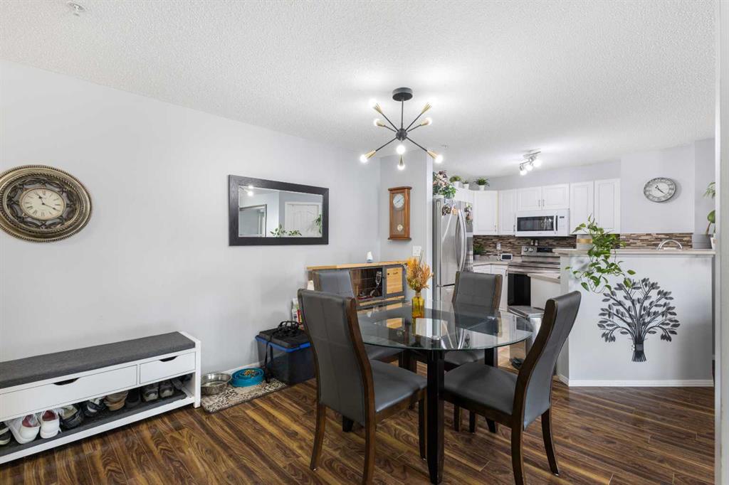Picture for 212, 4000 Citadel Meadow Point NW