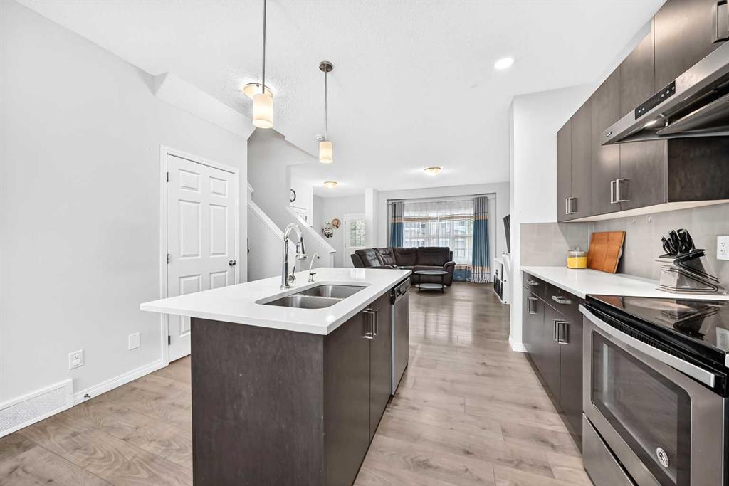 Picture for 246 Walgrove Terrace SE
