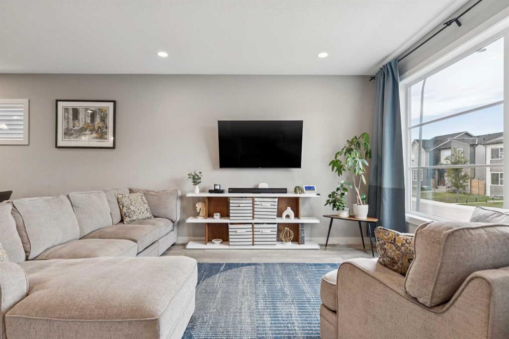 Picture for 454 Walgrove Way SE