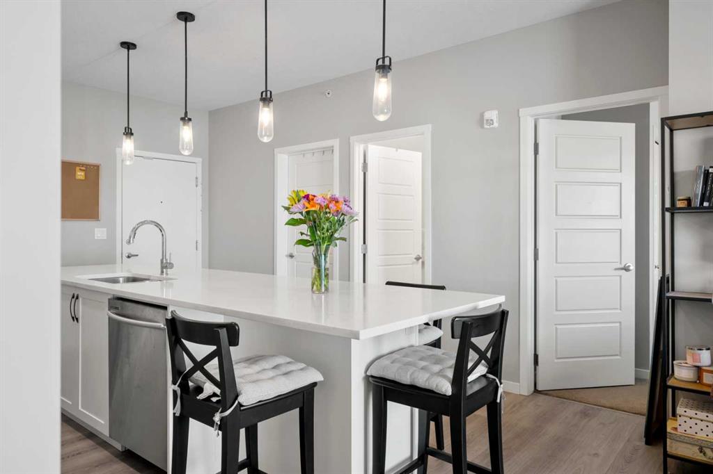 Picture for 411, 4350 Seton Drive SE