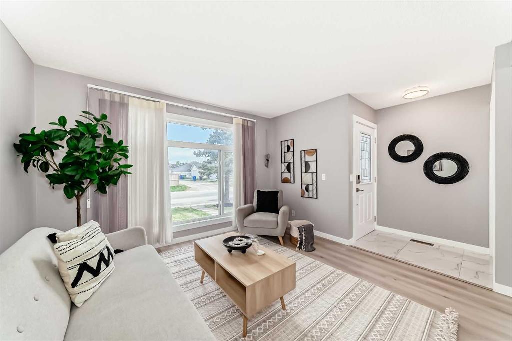 Picture for 7 Martinview Crescent NE