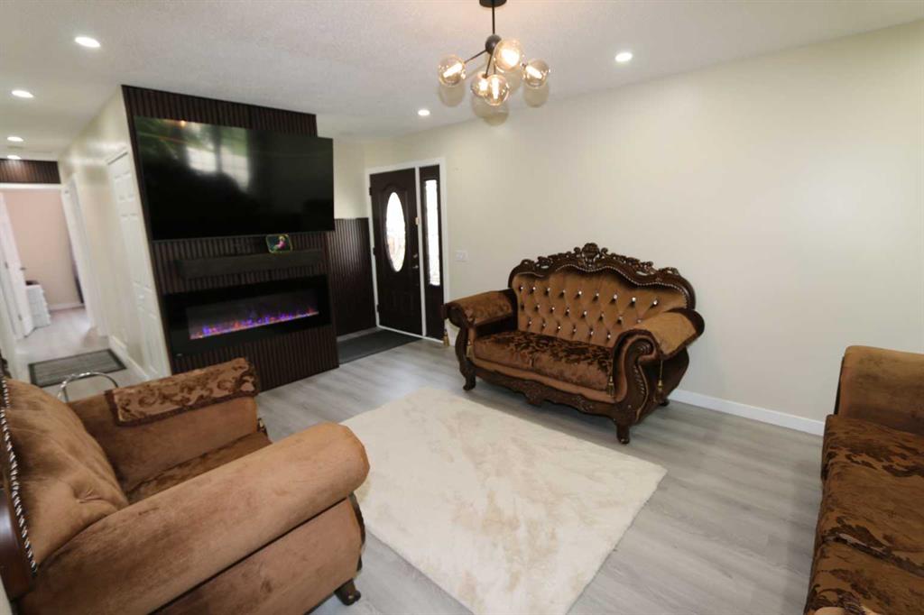 Picture for 707 Malvern Drive NE