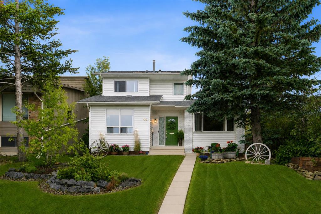 Picture for 44 Beddington Crescent NE