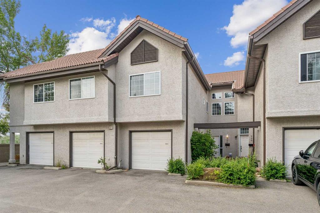 Picture for 604, 1997 Sirocco Drive SW