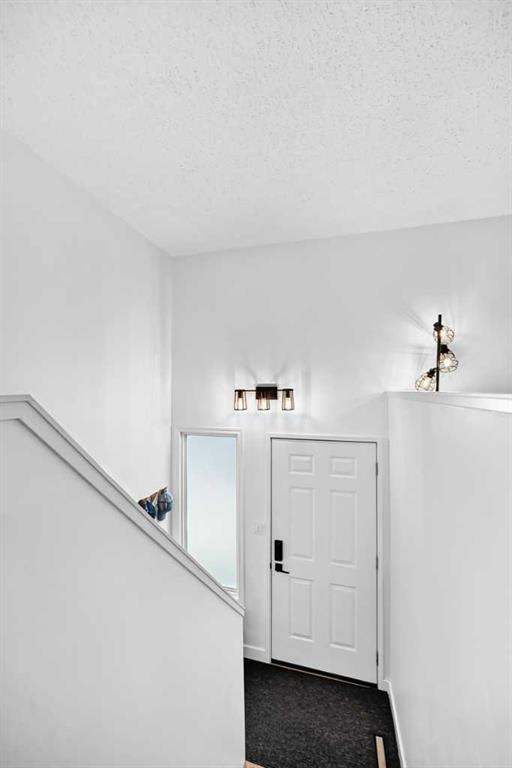 Picture for D, 109 Stanley Avenue 