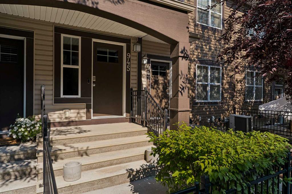 Picture for 945 Mckenzie Towne Manor SE