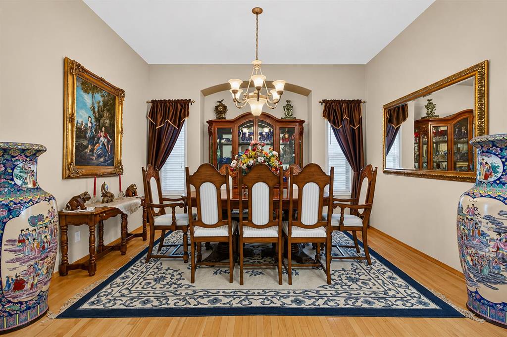 Picture for 44 Strathlea Close SW