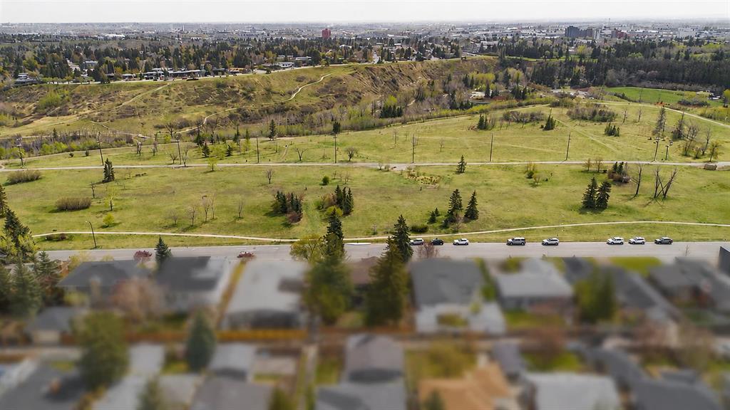 Picture for 4607 14A Street SW