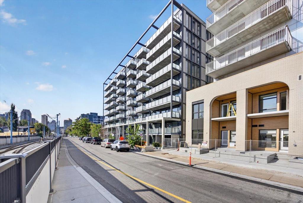 Picture for 811, 327 9A Street NW