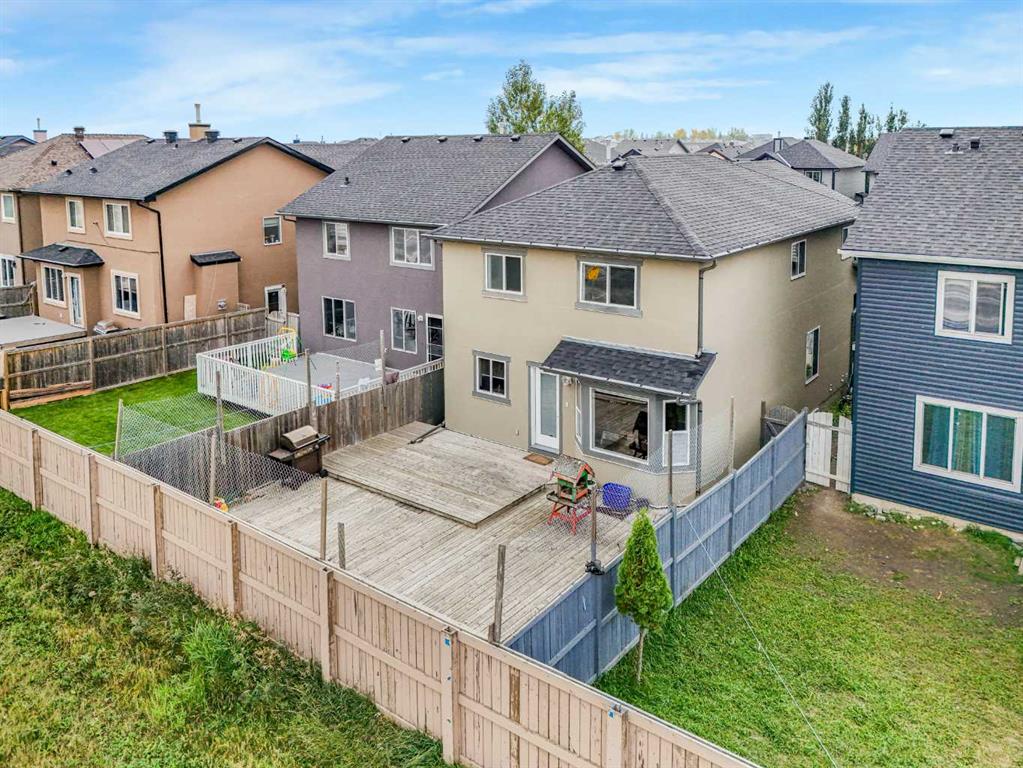 Picture for 237 Saddlecrest Way NE